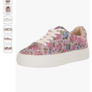 Betsey Johnson Women's Sidny Sneaker in floral multi, size 9.5